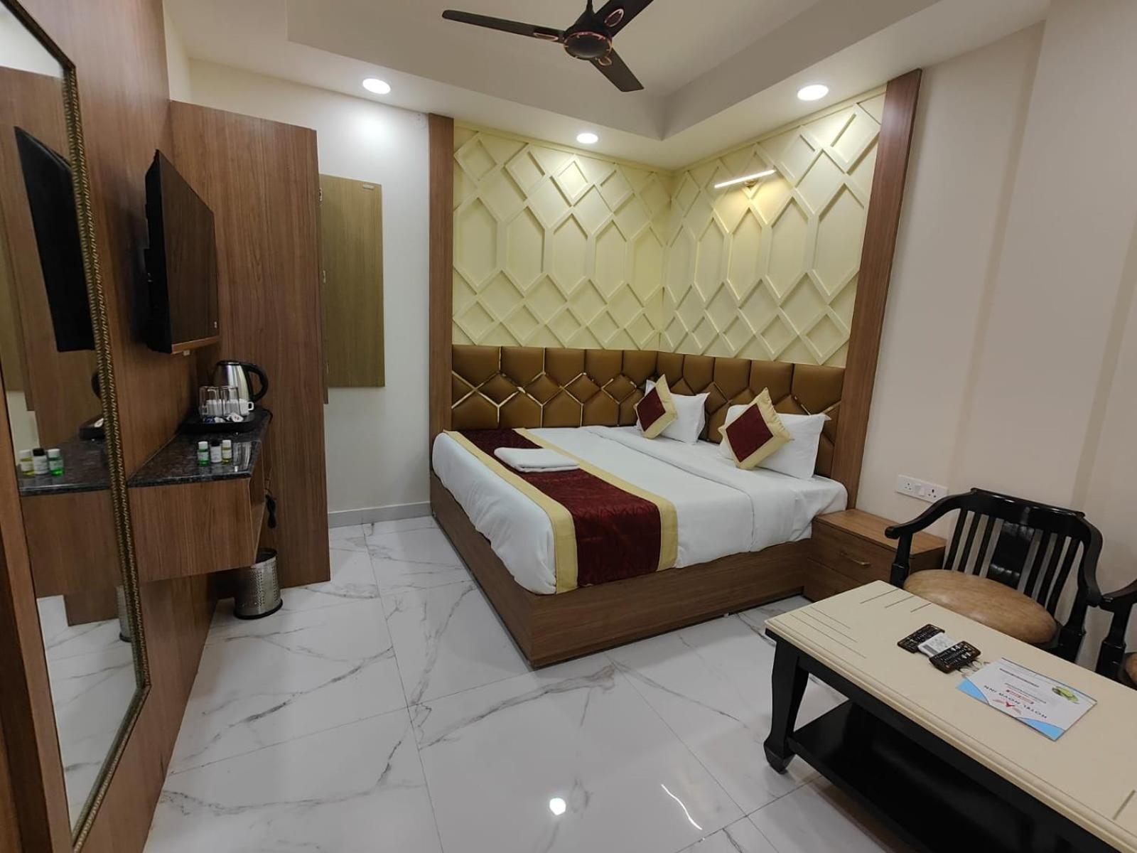 Nova Suites-delhi Airocity 5* New Delhi
